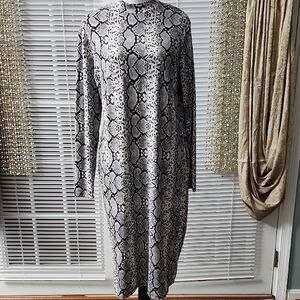 Fashion Nova Monochrome Snake Print Long Sleeve Dress